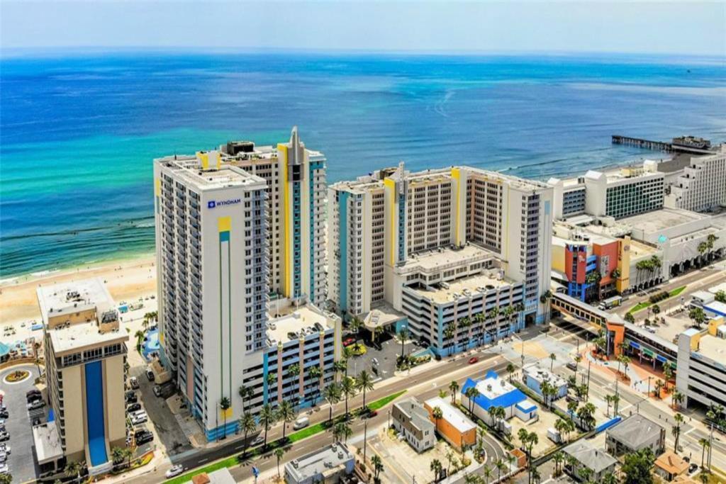 3 Bedroom Direct Oceanfront Wyndham Ocean Walk Resort - Daytona Funland 10Th Floor 代托纳海滩 外观 照片